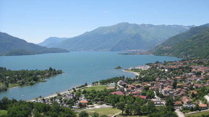 Vacanzas al lai, &uuml;n s&ouml;mmi da blers