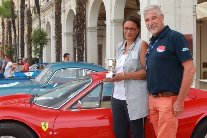 Den Ausgleich zum Arbeitsalltag finden Gabriella Binkert Becchetti und ihr italienisch-schweizerischer Ehemann, Corrado Becchetti, beim Oldtimer-Rallye-Fahren.