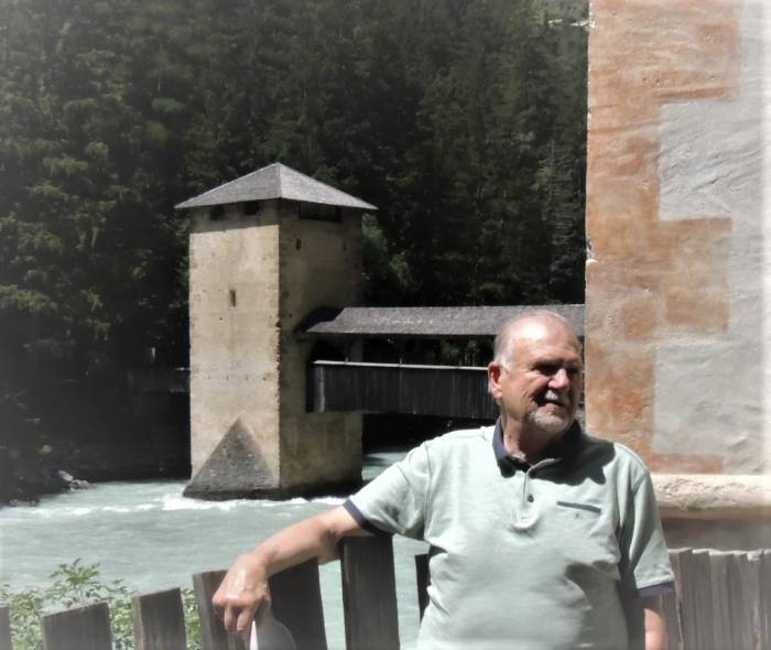 Hermann Klapeer ist Pr&auml;sident des Vereines Altfinsterm&uuml;nz und engagiert sich seit vielen Jahren f&uuml;r die Erhaltung und Belebung der Zollfeste. Die &Uuml;berwindung der Grenzen und das grenz&uuml;berschreitende Arbeiten geh&ouml;rt ebenfalls zu seinen Zielen.