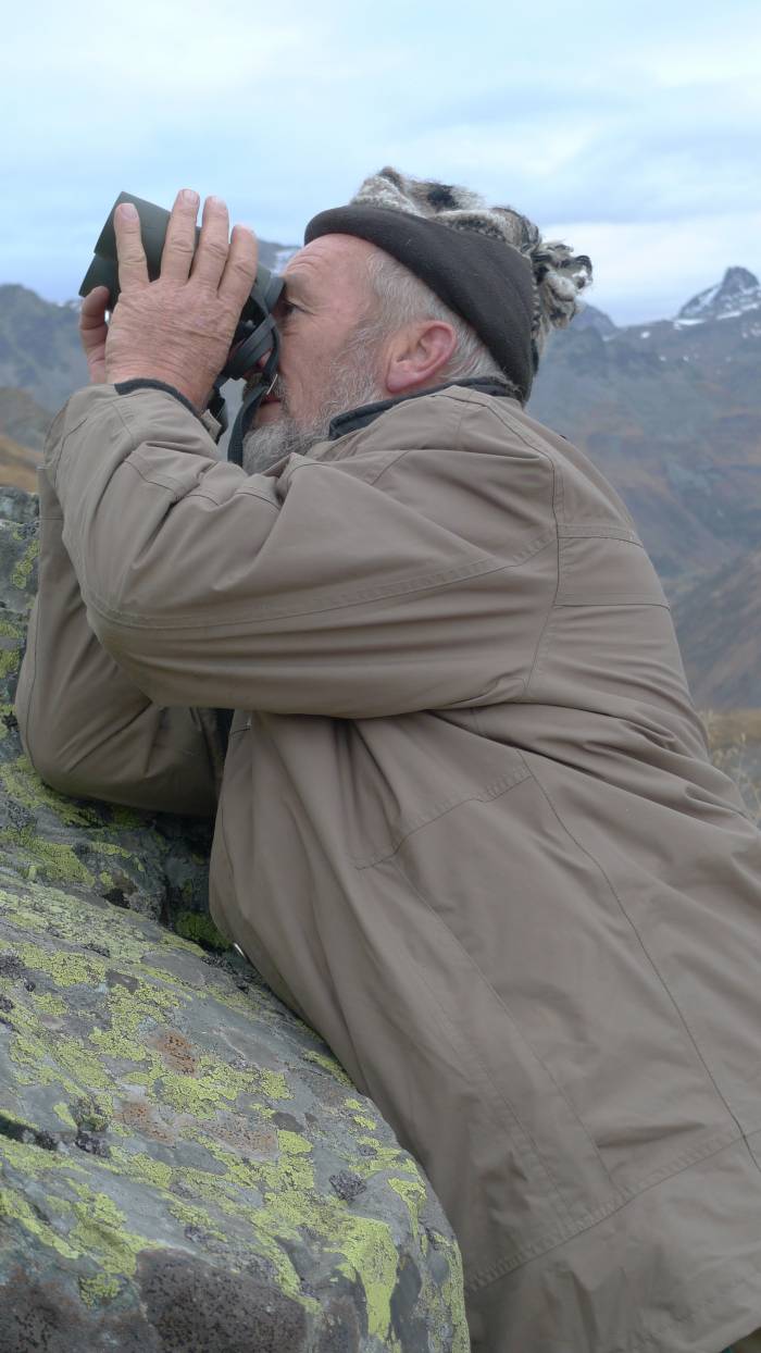 Die Jacke soll vor Kälte und Nässe schützen, aber nicht zu schwer und warm sein.
