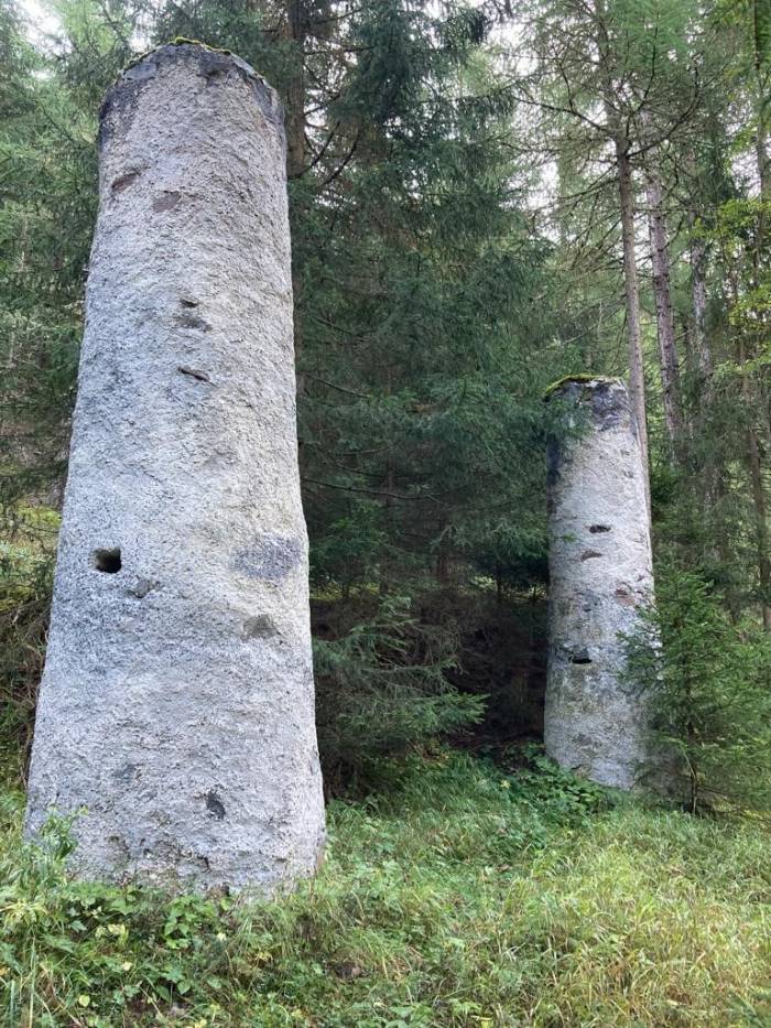 Die Stützen des Galgen bei Güstizia
