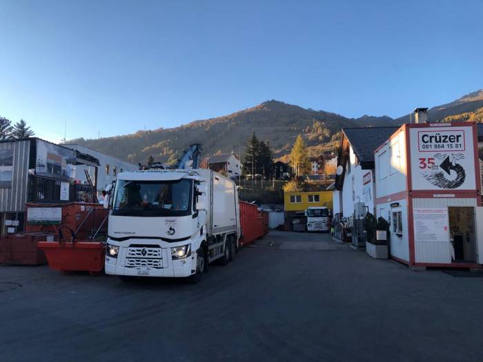 Noch befindet sich die Entsorgungsstation von Crüzer im Gebiet Manaröl in Scuol, doch bald zieht sie um in die neue Entsorgungshalle.