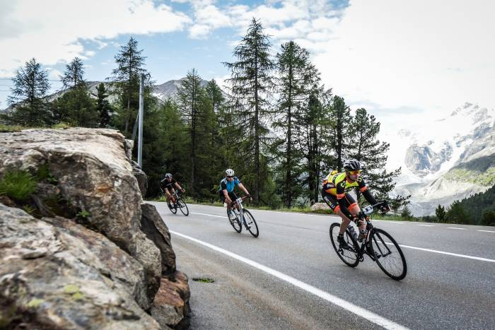 In rasanter Abfahrt am Radmarathon.