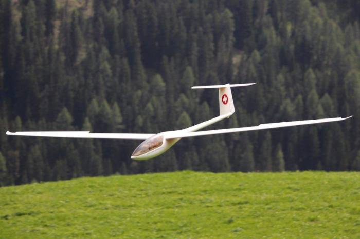 Segelflugzeug in Samnaun.
