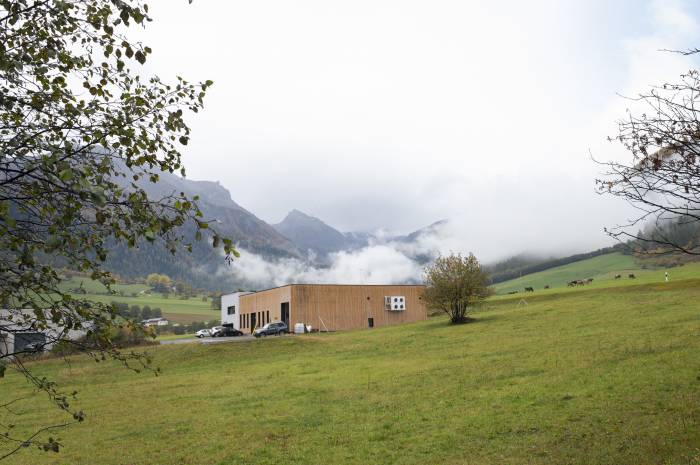 Die moderne Käserei in Müstair.