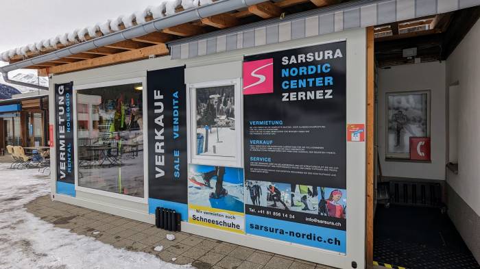 Das Sarsura Nordic Center neben dem Café.