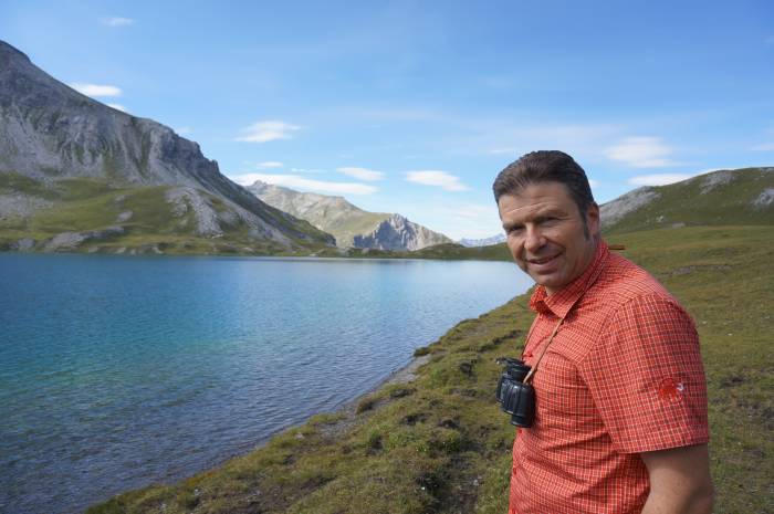 Urs Wohler war Tourismusdirektor in Scuol und hat mittlerweile mit seiner Familie zusammen eine Mietwohnung in Scuol.