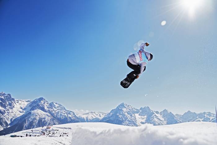 Der LOCAL HERO Contest ist ein Slopestyle Contest für Gross und Klein.