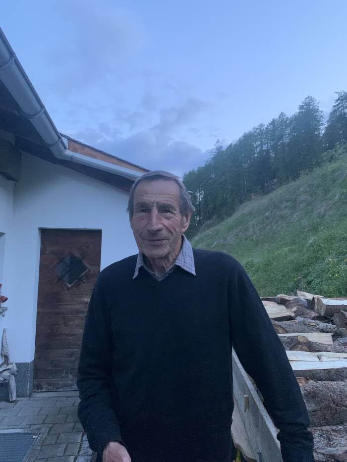 Erwin Salis war 40 Jahre lang Lehrer in Tschlin, wo er immer noch lebt und sich vor allem mit der Lokalgeschichte befasst.