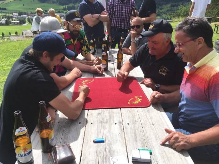 Fürs Murraspielen braucht es nur eine Handvoll Finger und einen kühlen Kopf.